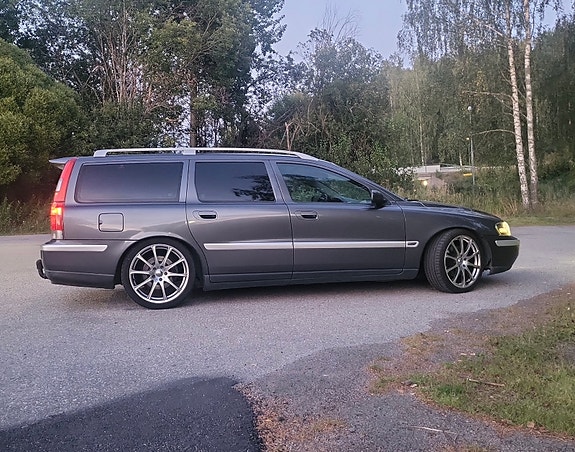 Volvo V70 6 of 7