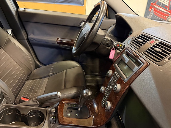 Volvo S40 10 of 12