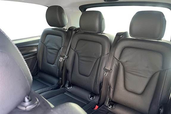 Mercedes-Benz V 300 d 11 of 13