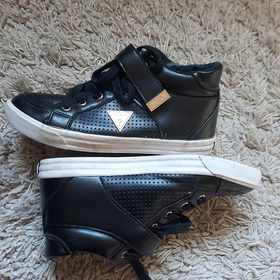 Product image 1 of 8