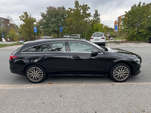 Mercedes-Benz CLA250 e 2 of 4