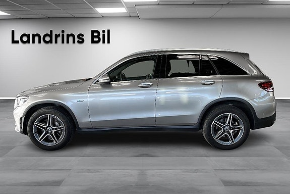 Mercedes-Benz GLC300 de 4 of 21