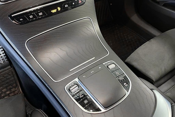 Mercedes-Benz GLC300 de 12 of 21