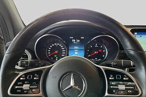 Mercedes-Benz GLC300 de 10 of 21
