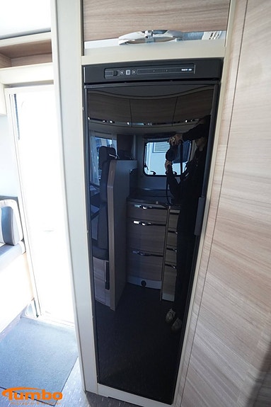 Adria Coral S 670SL, AC, Solcell 9 of 21