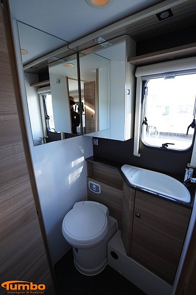 Adria Coral S 670SL, AC, Solcell 12 of 21