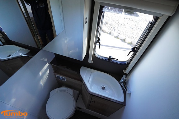 Adria Coral S 670SL, AC, Solcell 13 of 21