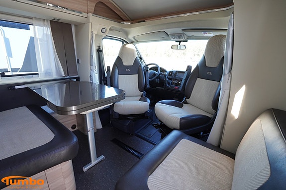 Adria Coral S 670SL, AC, Solcell 2 of 21