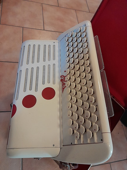 Product image 1 of 3