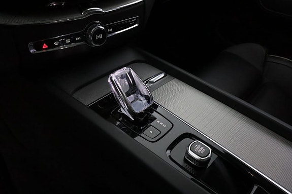 Volvo XC60 24 of 24