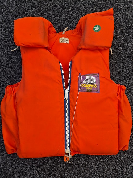 Product image 1 of 3