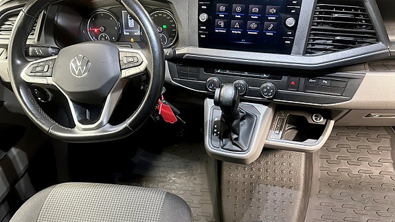 Volkswagen Transporter 10 of 12
