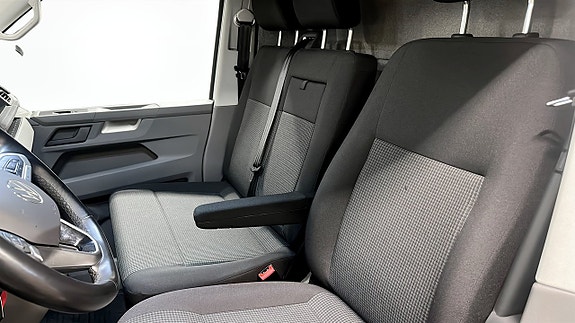 Volkswagen Transporter 8 of 12