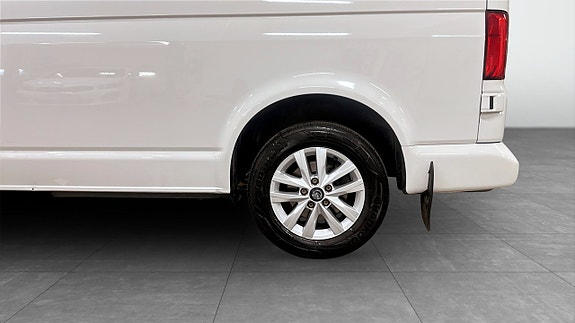 Volkswagen Transporter 6 of 12