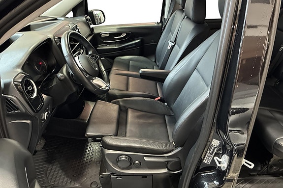 Mercedes-Benz eVito Tourer 26 of 26