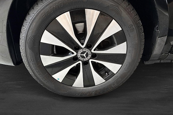 Mercedes-Benz eVito Tourer 22 of 26