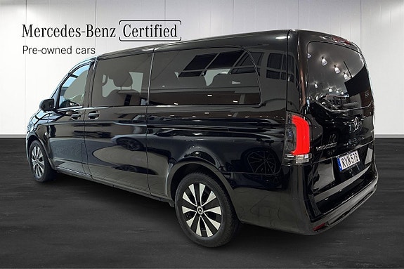 Mercedes-Benz eVito Tourer 15 of 26
