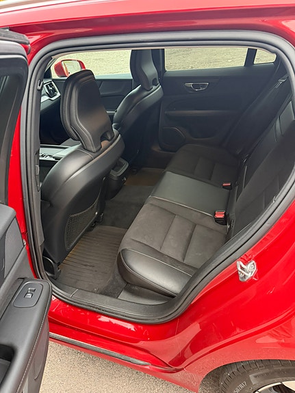 Volvo V60 6 of 7