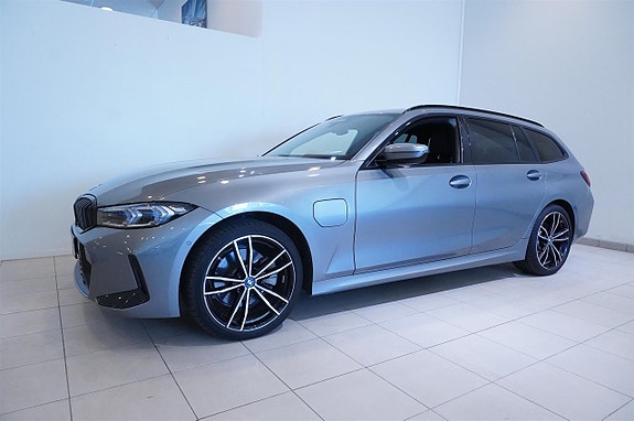 BMW 330e 3 of 19