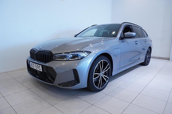 BMW 330e 2 of 19