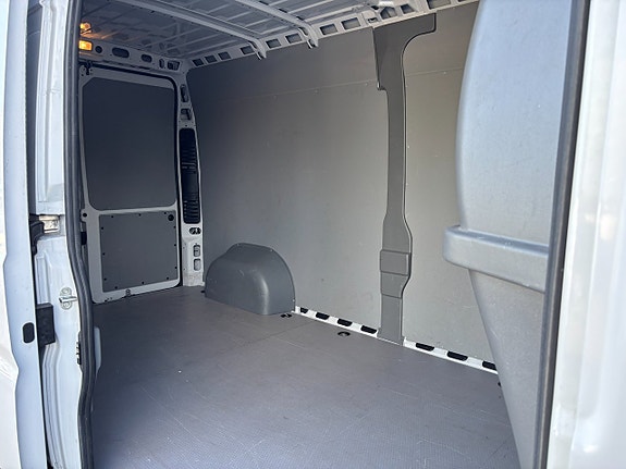 Peugeot Boxer 17 of 18