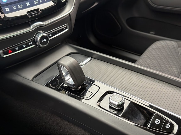 Volvo XC60 26 of 30