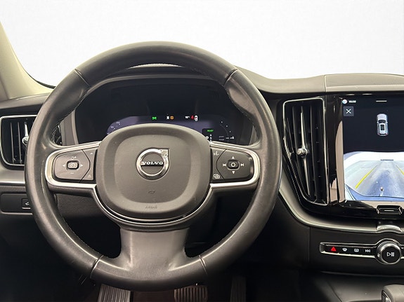 Volvo XC60 11 of 30