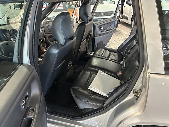 VOLVO V70 2.4 140 CH CLASSIC BVM - 298710 km