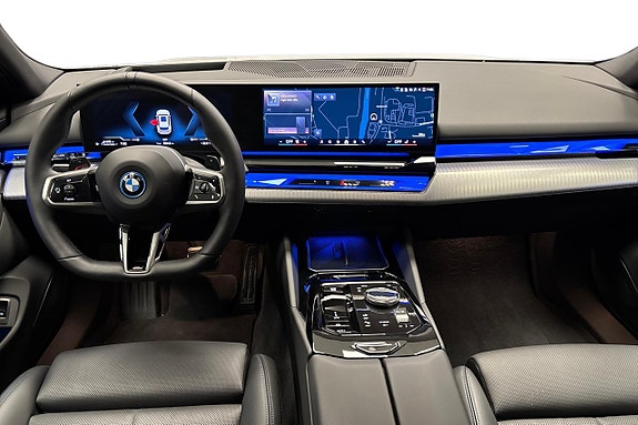 BMW 530e 11 of 14