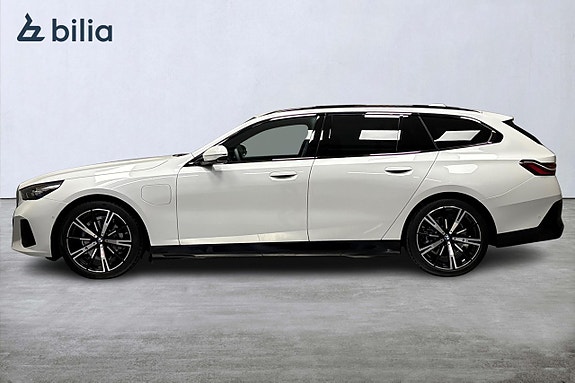 BMW 530e 5 of 14