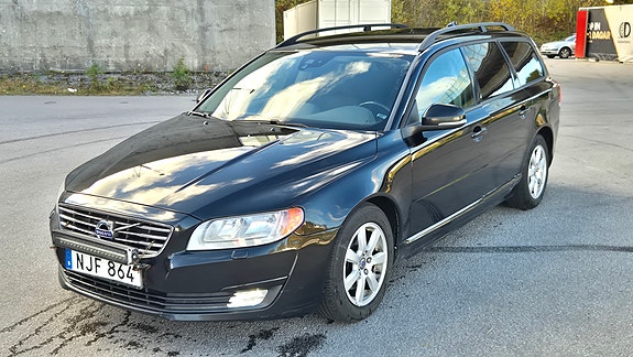 Volvo V70 3 of 20