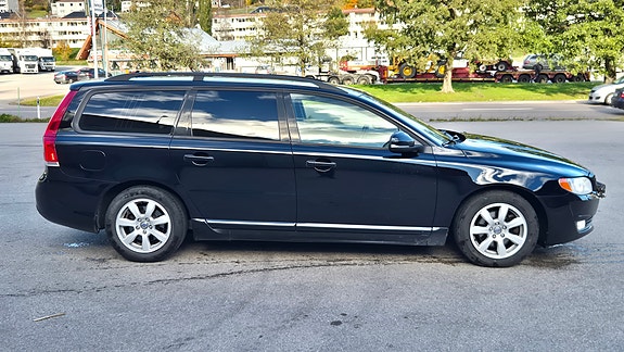 Volvo V70 5 of 20