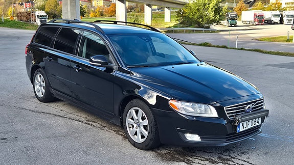 Volvo V70 4 of 20