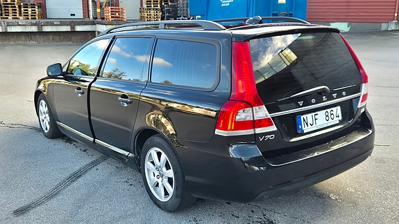 Volvo V70 9 of 20