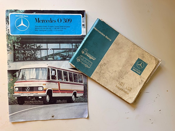 Mercedes-Benz O309 2 of 22