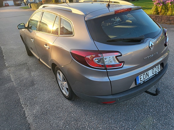 Renault Megane III 3 of 6