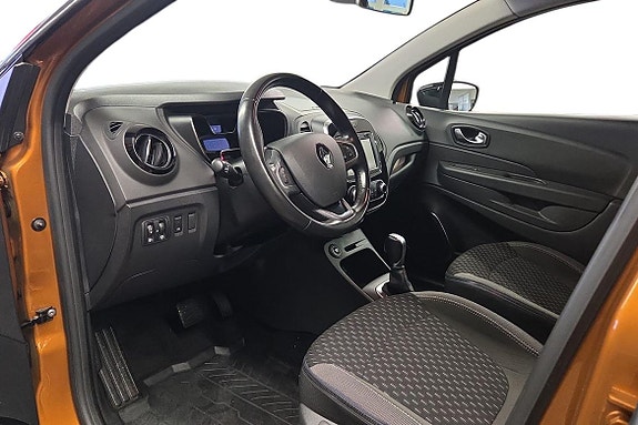 Renault Captur 12 of 21