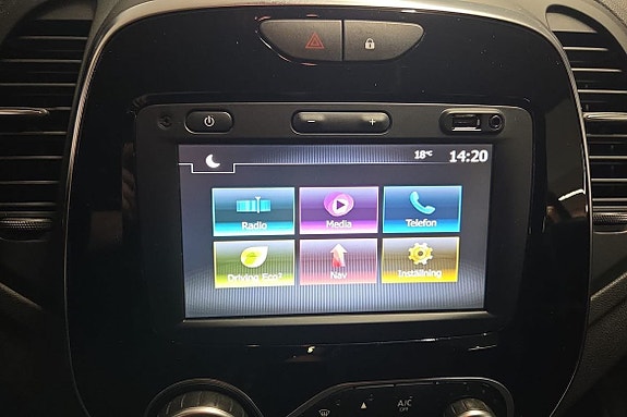 Renault Captur 14 of 21