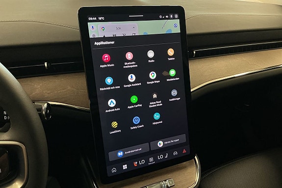 Volvo ES90 16 of 30