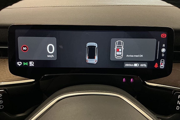 Volvo ES90 17 of 30