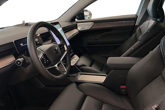 Volvo ES90 15 of 30