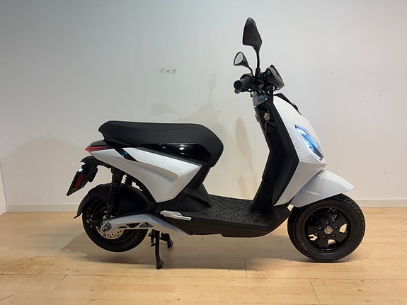 Piaggio 1+ AM-Kort/45km Moped