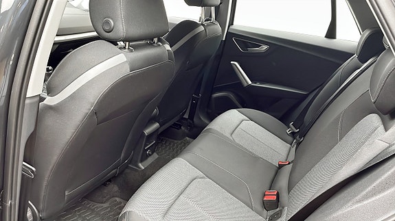 Audi Q2 11 of 12