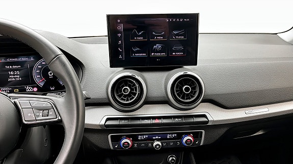 Audi Q2 9 of 12