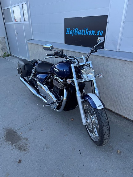 Triumph Thunderbird 1600 2 of 9