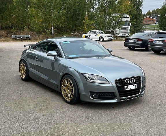 Audi TT 2 of 6