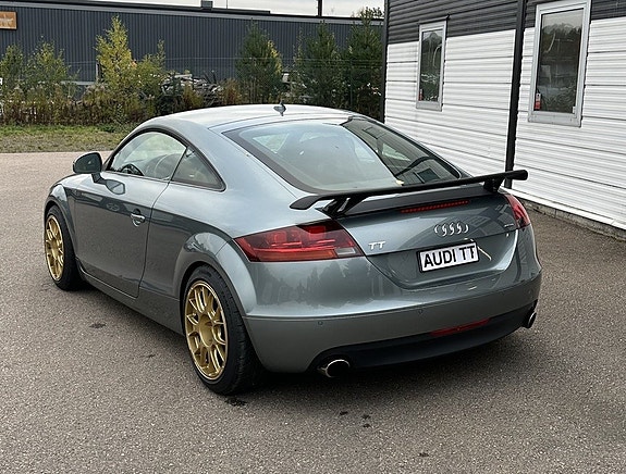 Audi TT 4 of 6