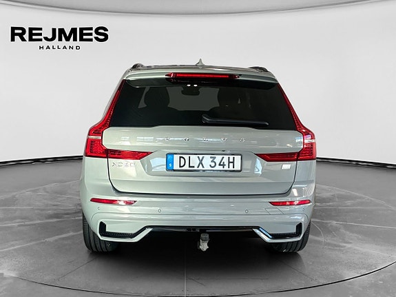 Volvo XC60 7 of 16