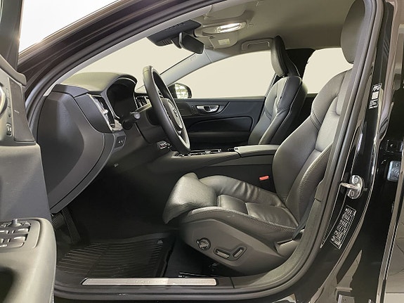 Volvo V60 10 of 19