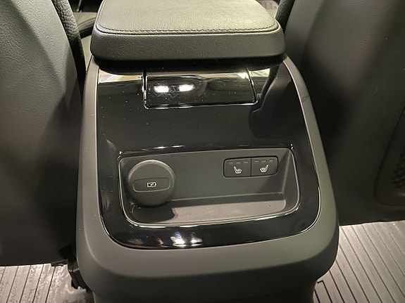 Volvo V60 16 of 19